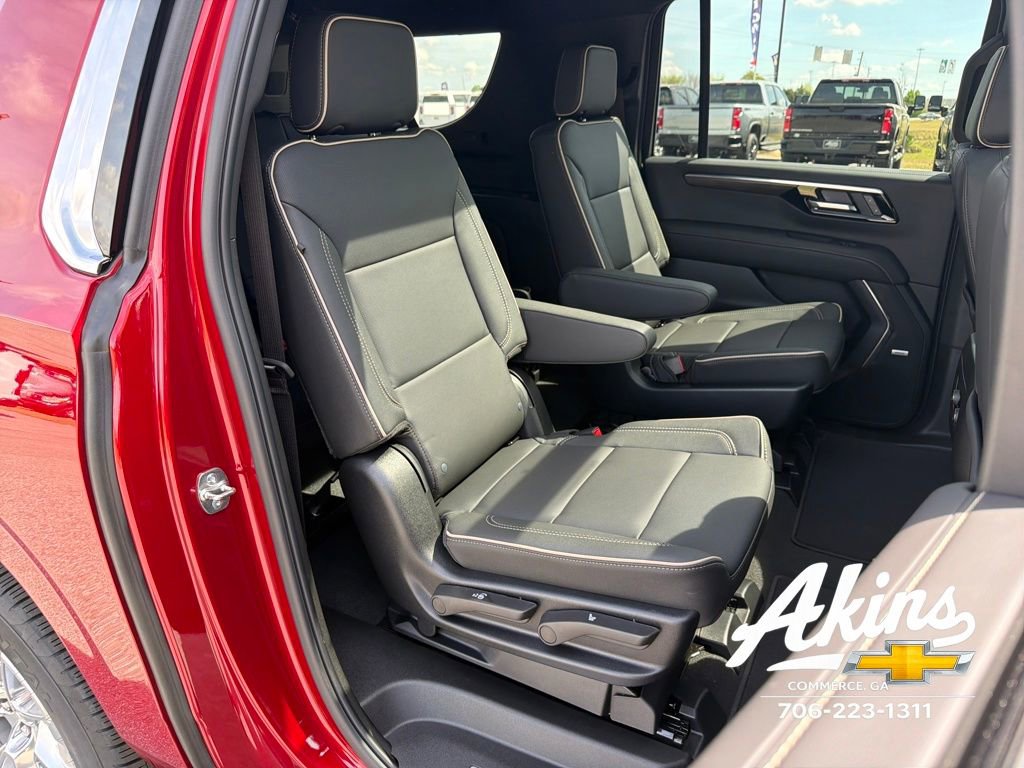 New 2026 Chevrolet Suburban Premier w/ Sun And Tow Package image 19