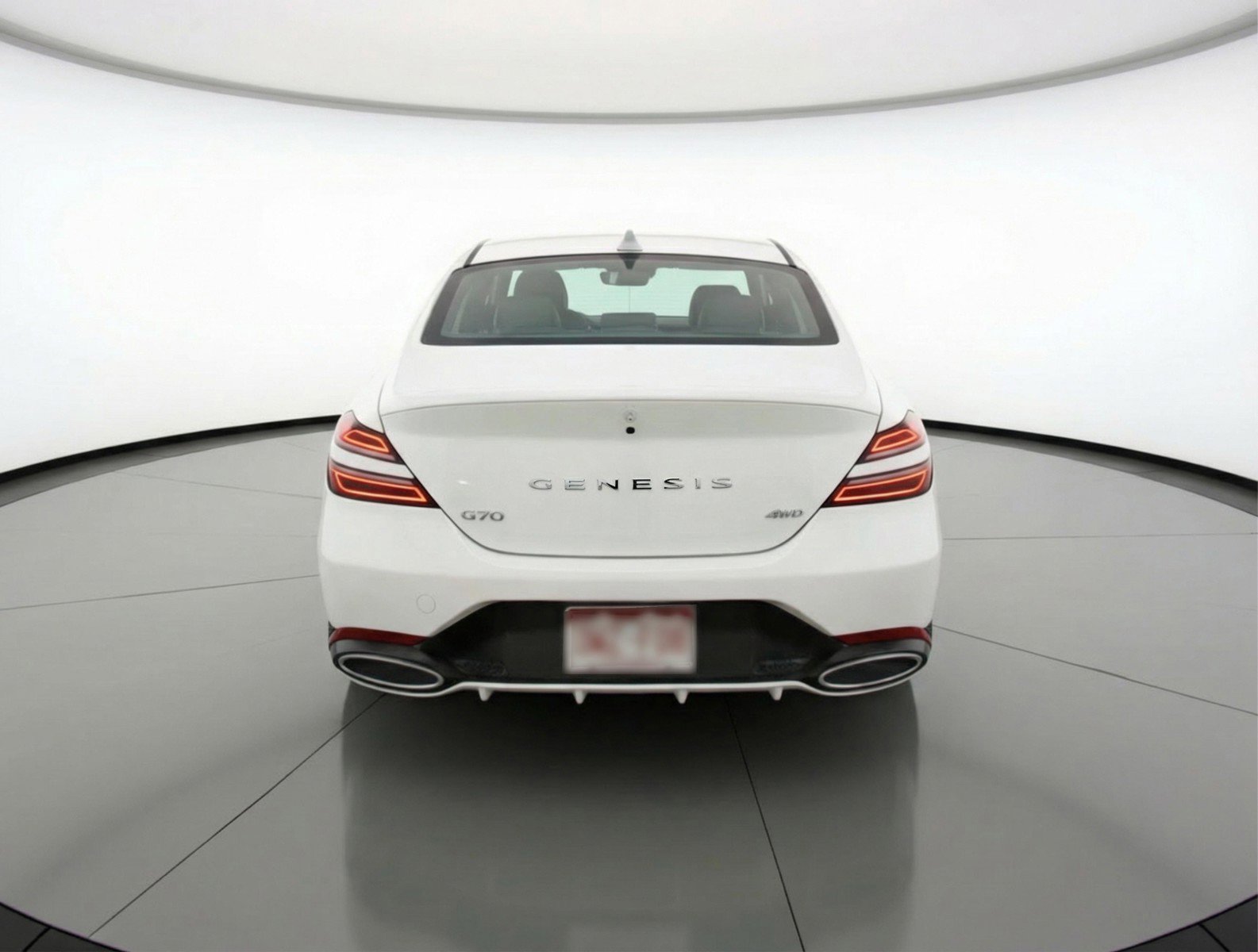 Used 2025 Genesis G70 2.5T image 7