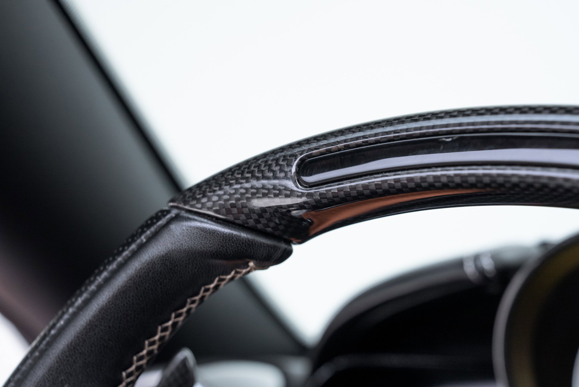 Used 2016 Ferrari California T image 12