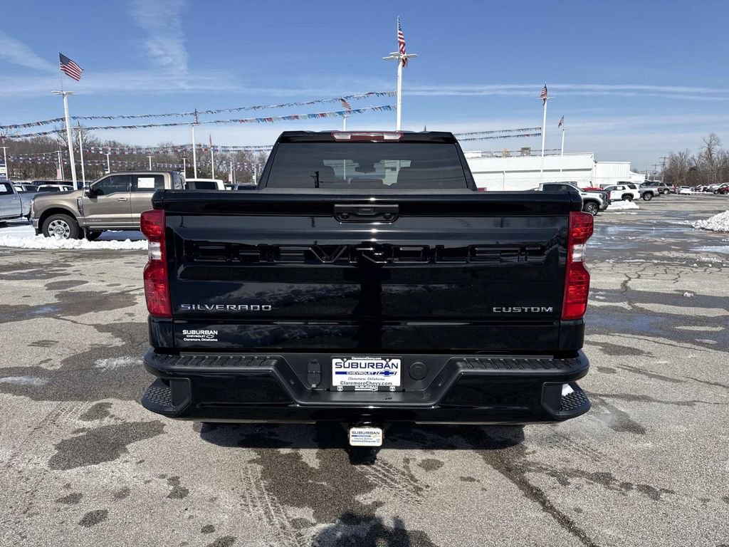 New 2026 Chevrolet Silverado 1500 Custom image 4
