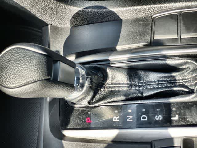 Certified 2018 Honda Civic EX image 16
