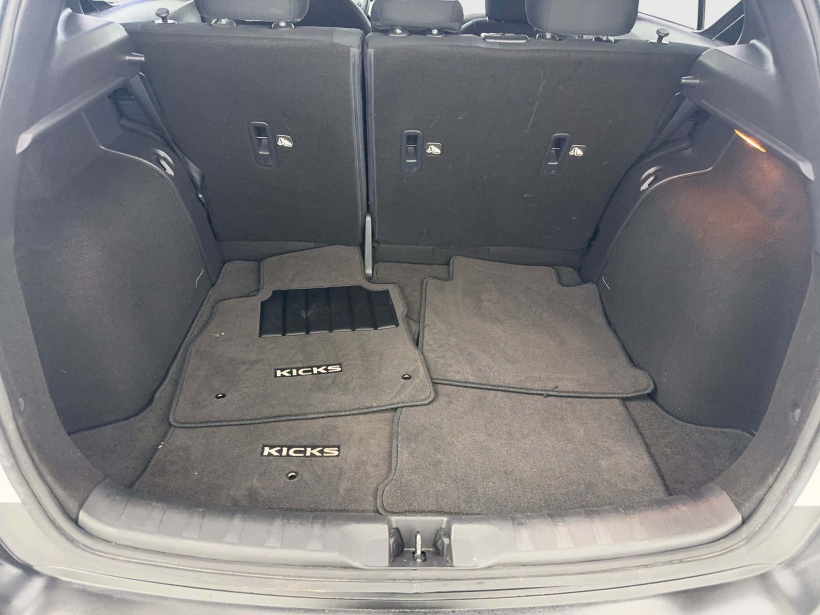 Used 2020 Nissan Kicks S FWD image 49