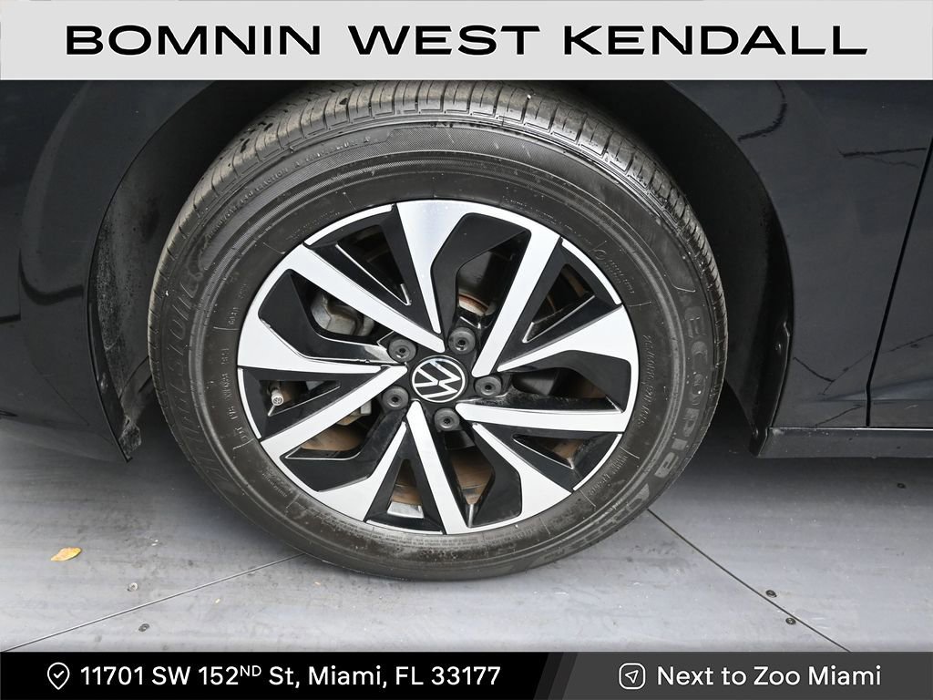 Used 2023 Volkswagen Jetta S image 9