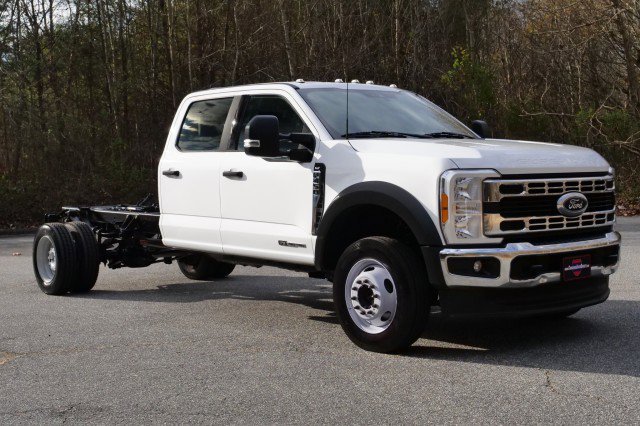 Used 2023 Ford F450 XLT w/ XLT Value Package image 4