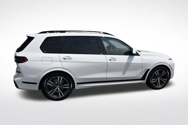 New 2027 BMW X7 xDrive40i w/ M Sport Package AWD/4WD image 12
