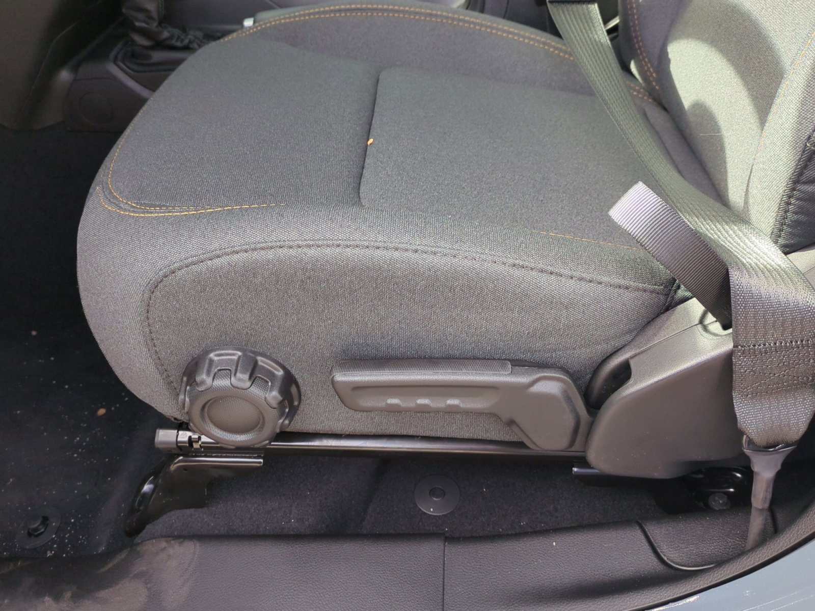 New 2026 Jeep Gladiator Sport image 14