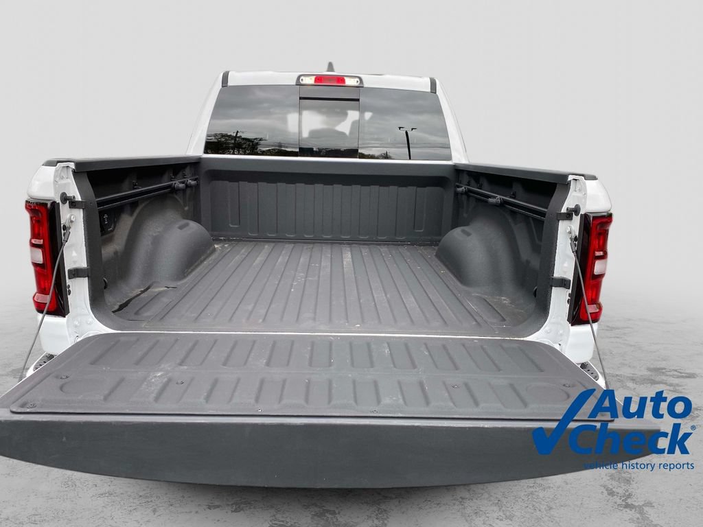 Certified 2025 RAM 1500 Tradesman w/ Night Edition AWD/4WD image 7