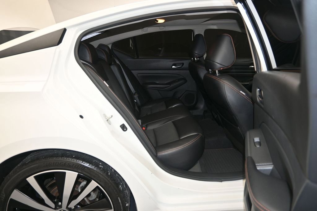 Certified 2021 Nissan Altima 2.0 SR FWD image 26