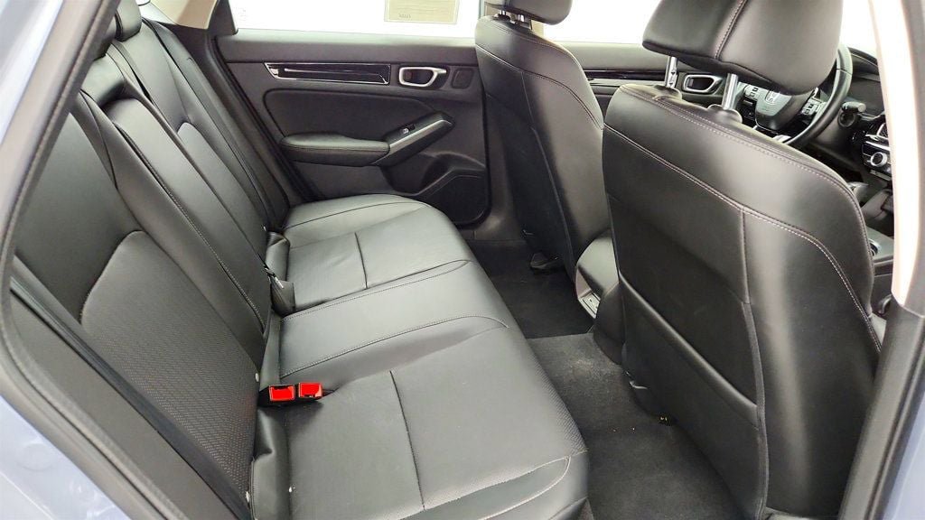 Used 2022 Honda Civic Touring image 23