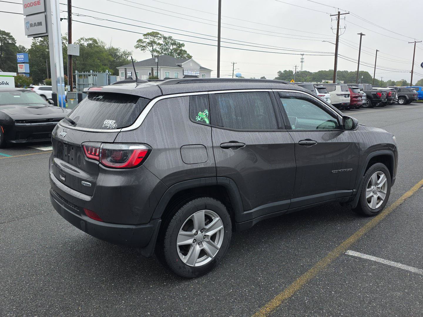 Used 2022 Jeep Compass Latitude w/ Convenience Group AWD/4WD image 6