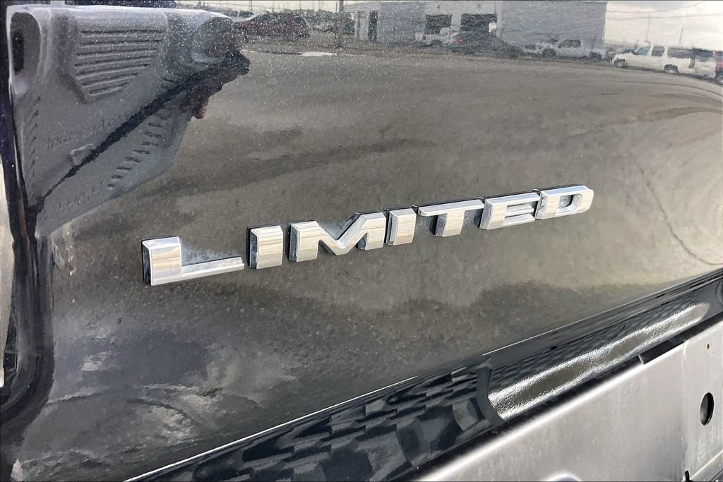 Used 2025 RAM 1500 Limited w/ Off Road Group AWD/4WD image 34