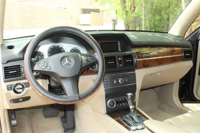 Used 2012 Mercedes-Benz GLK 350 2WD image 16