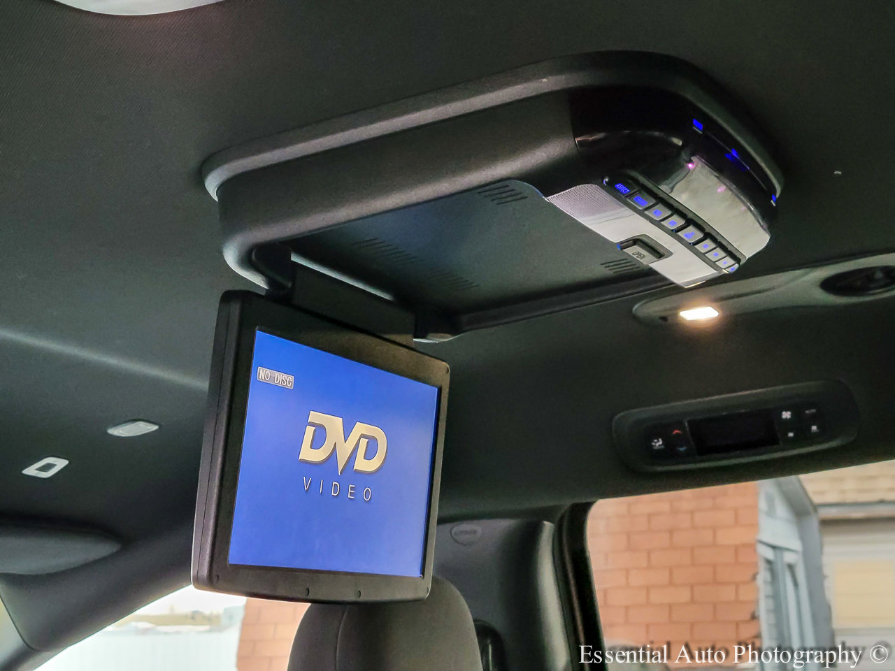 Used 2018 Chrysler Pacifica Touring Plus image 12