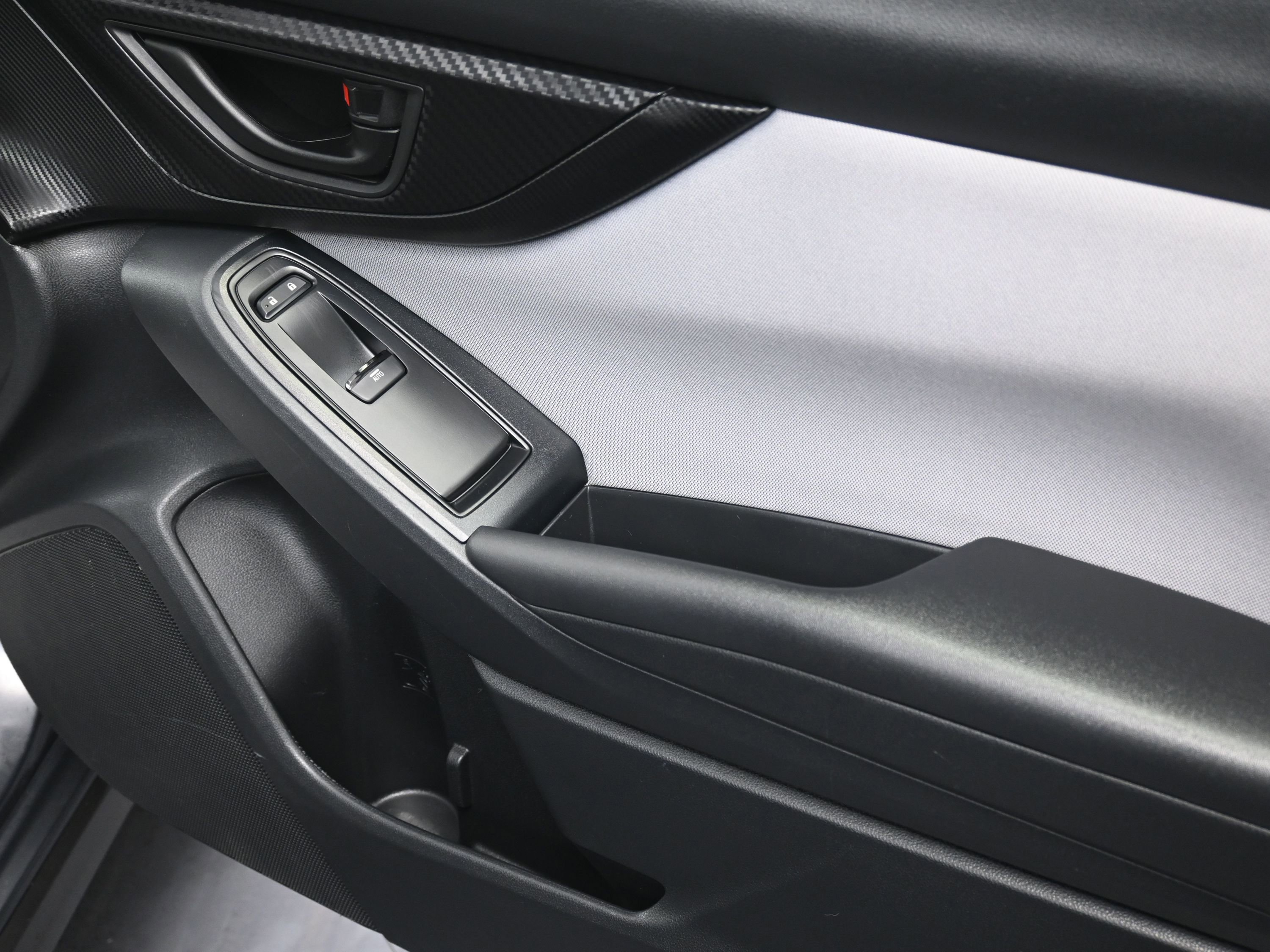 Used 2021 Subaru Crosstrek 2.0i Premium image 26