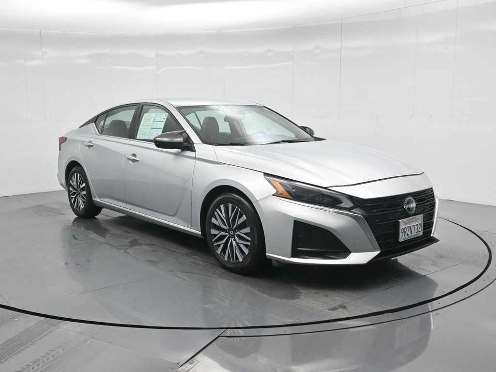 Used 2023 Nissan Altima 2.5 SV image 55