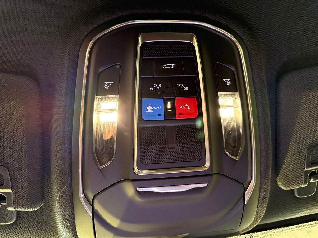 New 2025 Jeep Grand Cherokee Limited image 30