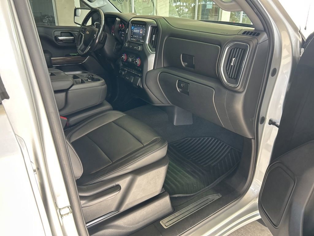 Used 2020 Chevrolet Silverado 1500 LT w/ All-Star Edition image 23