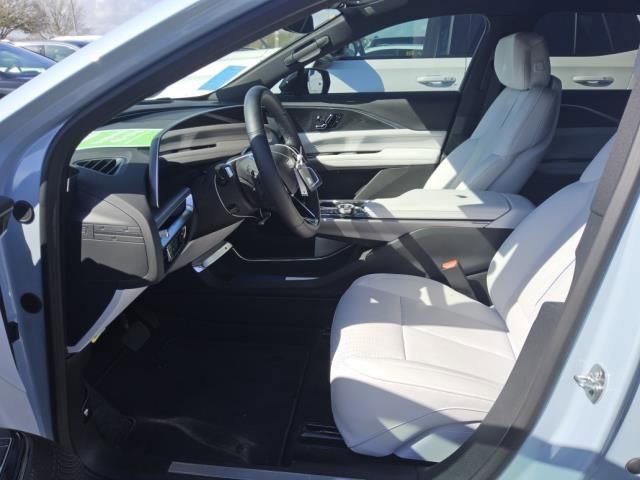 Used 2025 Cadillac Lyriq Sport RWD image 4