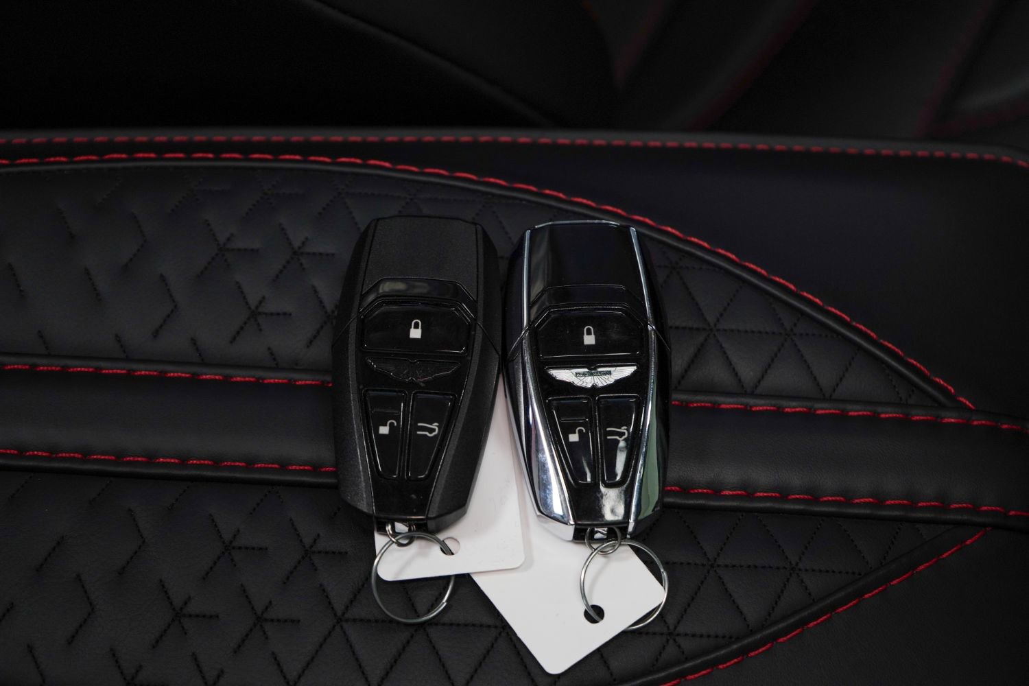Used 2022 Aston Martin DBS Superleggera Volante RWD image 51