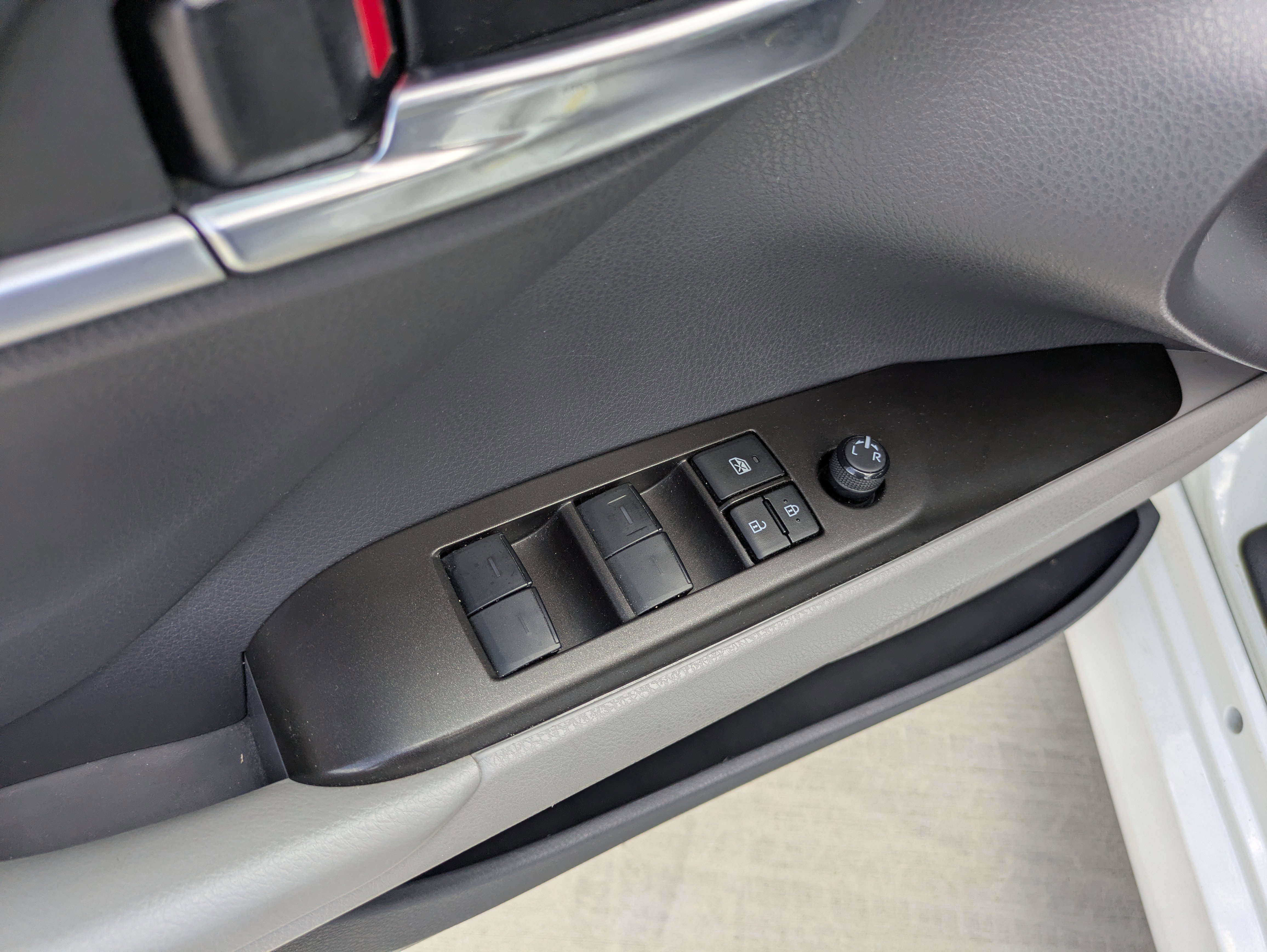 Certified 2023 Toyota Camry LE FWD image 12