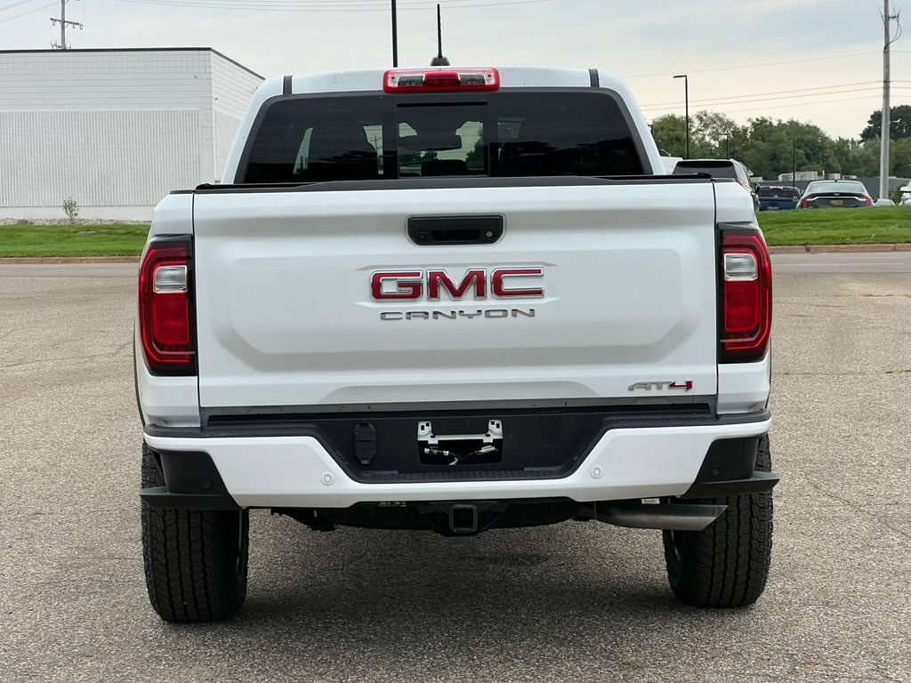 New 2026 GMC Canyon AT4 w/ Technology Plus Package AWD/4WD image 40