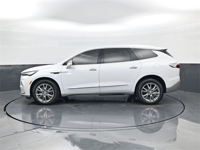 Used 2023 Buick Enclave Premium w/ Experience Buick Package image 8
