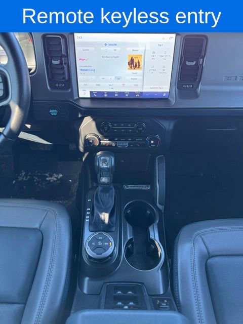 Used 2023 Ford Bronco Outer Banks image 14