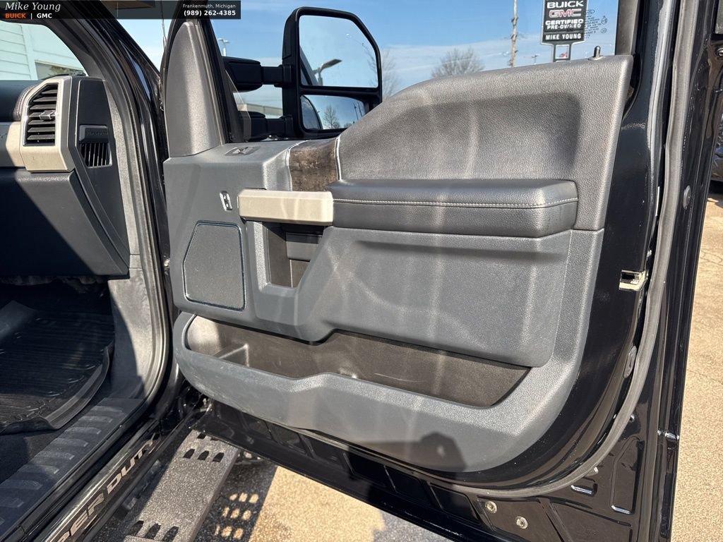 Used 2022 Ford F250 Lariat w/ Tremor Off-Road Package image 47