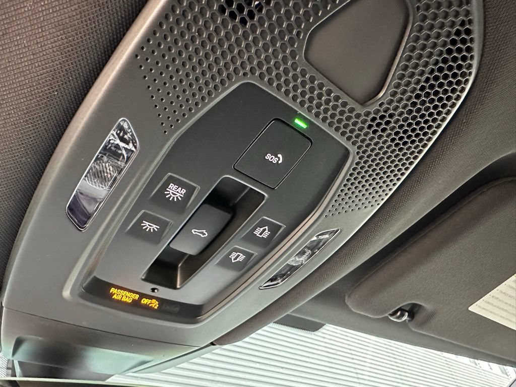 Used 2026 Porsche Panamera 4 E-Hybrid AWD/4WD image 30