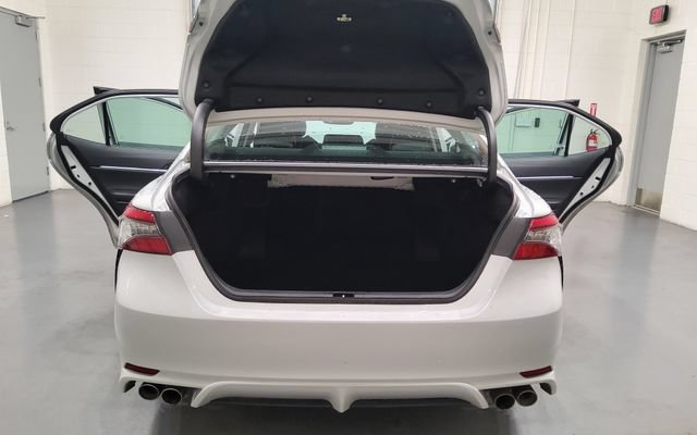 Used 2024 Toyota Camry XSE FWD image 12