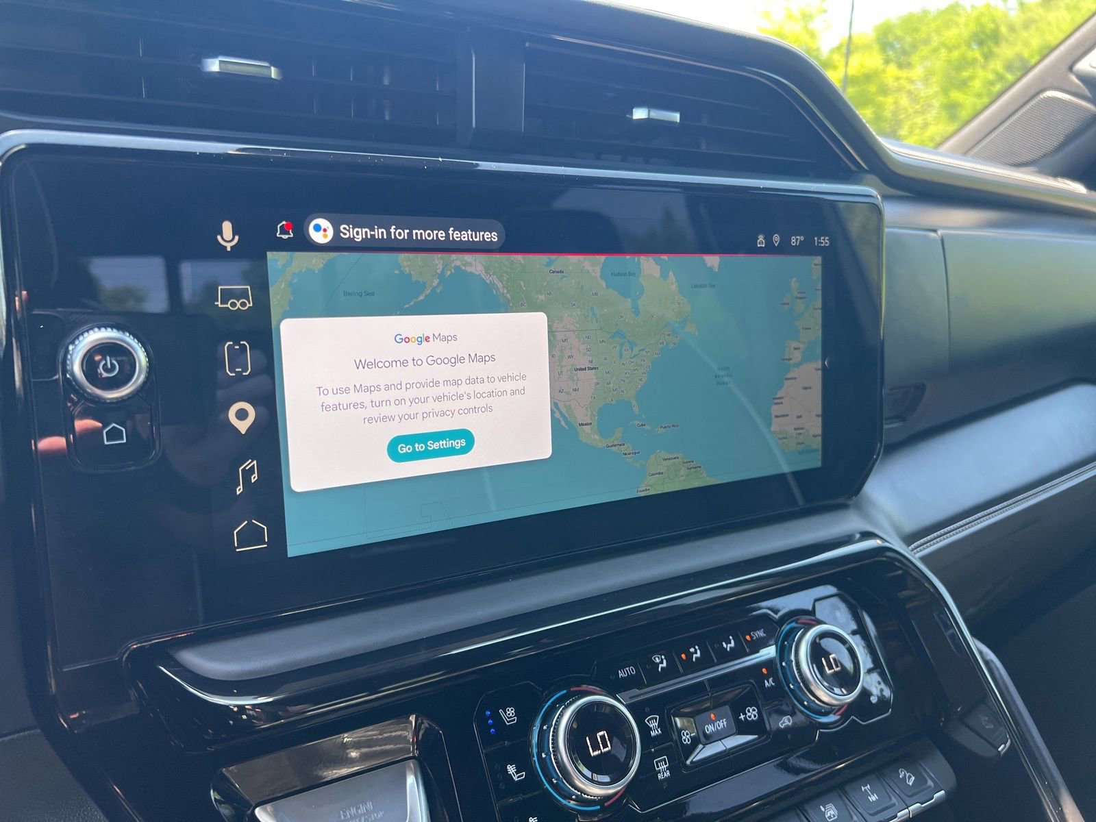 Used 2025 GMC Sierra 2500 AT4X w/ AT4X AEV Edition AWD/4WD image 15