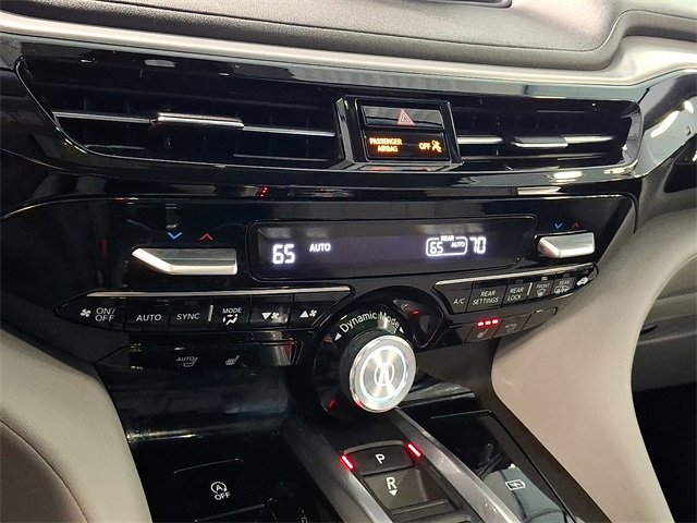 Used 2023 Acura MDX SH-AWD w/ Technology Package image 16