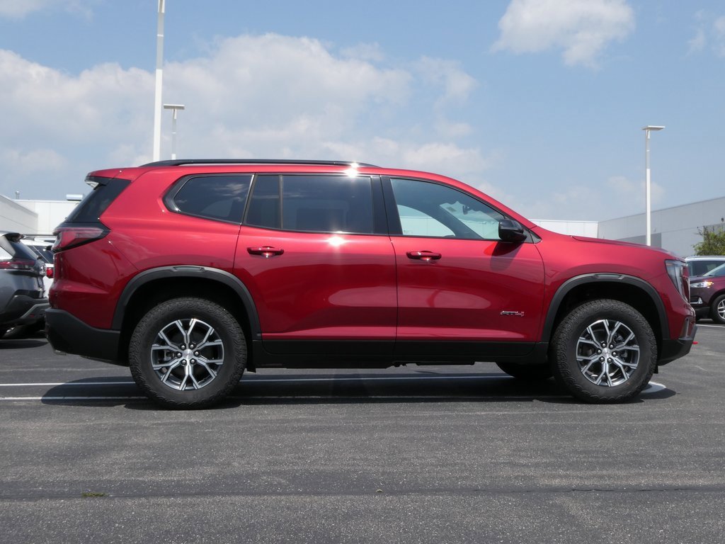 New 2025 GMC Acadia AT4 w/ Luxury Package image 2