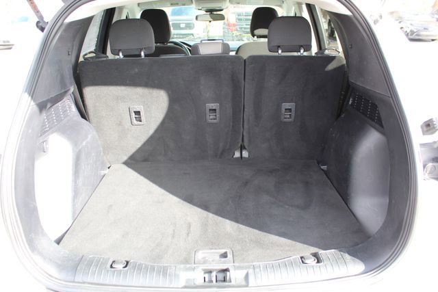 Used 2022 Ford Escape SE w/ Cold Weather Package AWD/4WD image 5