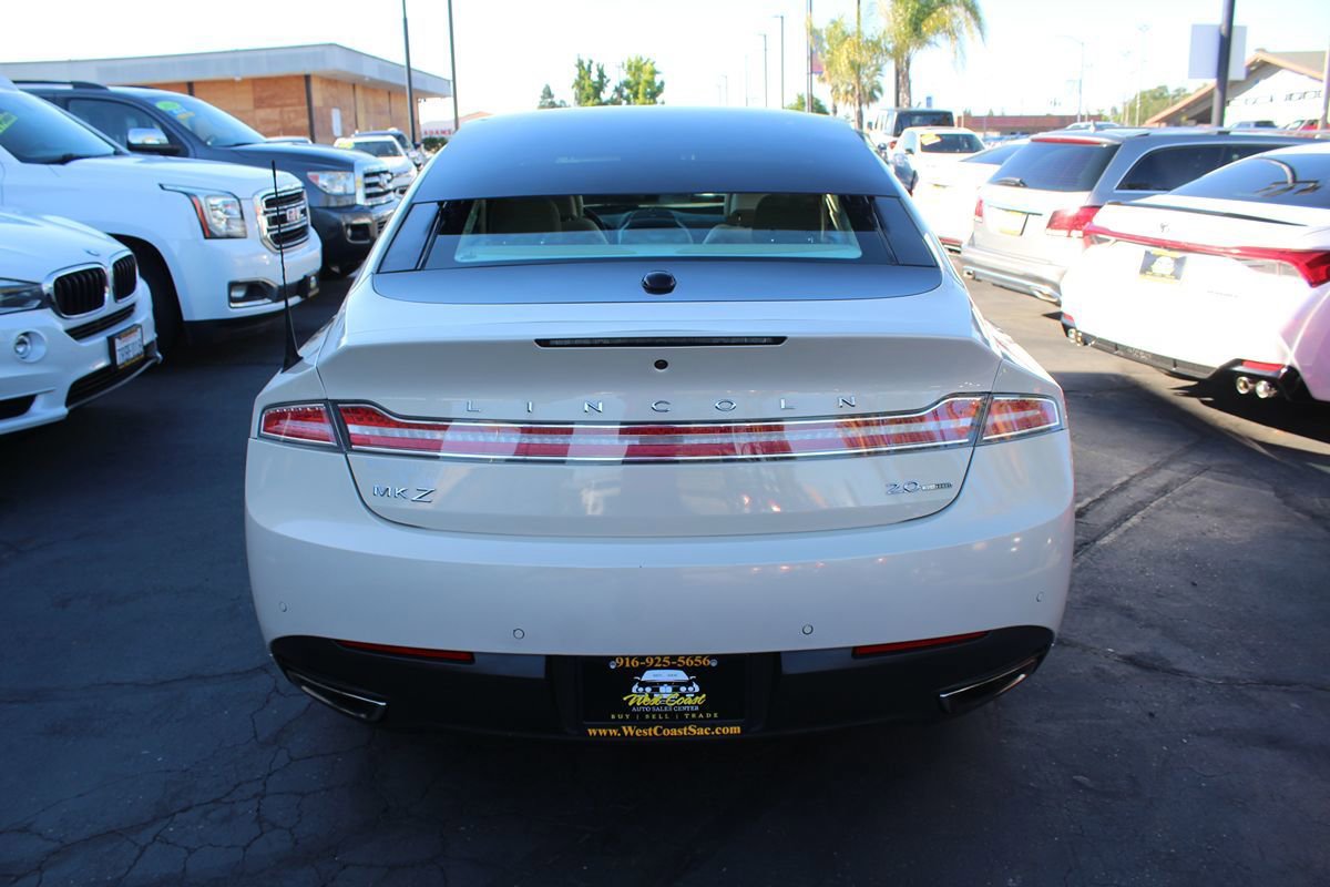 Used 2014 Lincoln MKZ FWD image 6