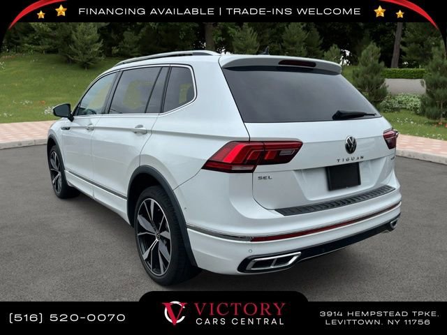 Used 2022 Volkswagen Tiguan SEL R-Line image 4