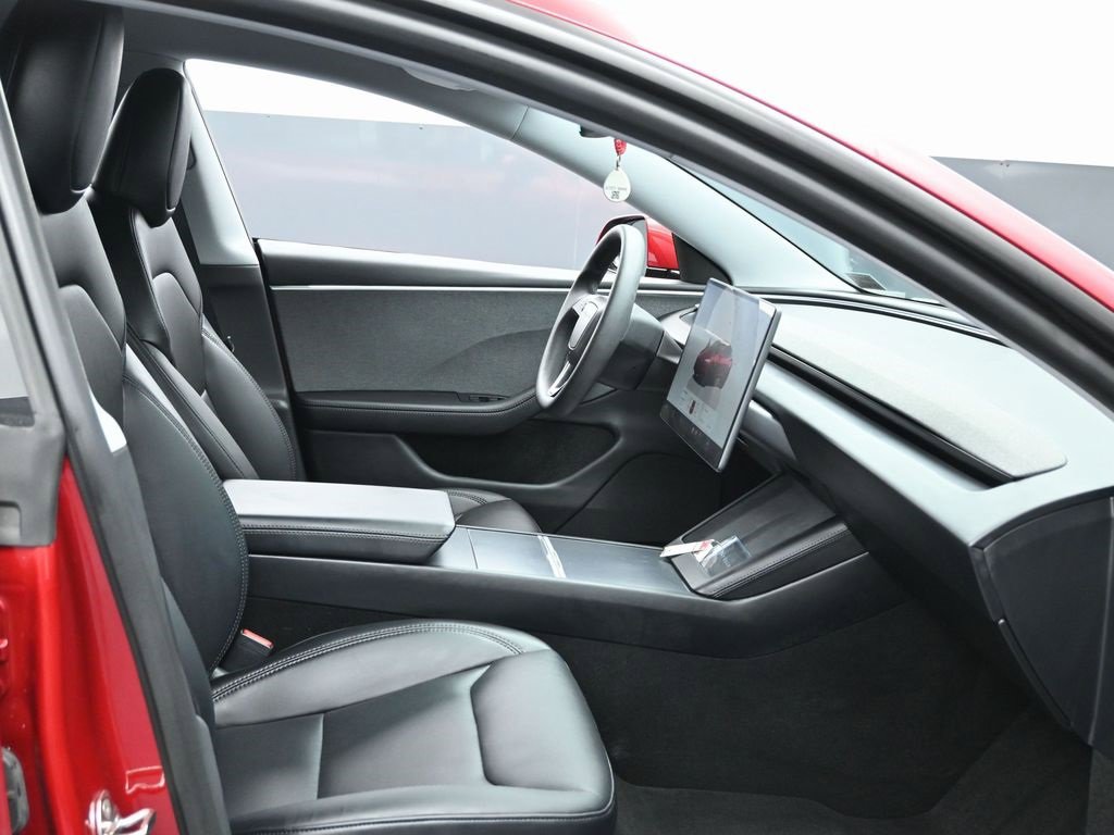 Used 2024 Tesla Model 3 Standard Range image 41