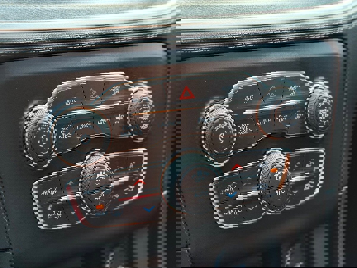 Used 2022 Dodge Charger Scat Pack w/ Daytona Edition Group RWD image 24