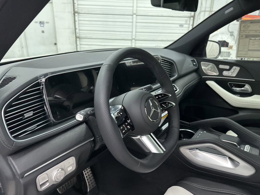 New 2026 Mercedes-Benz GLE 580 4MATIC image 9