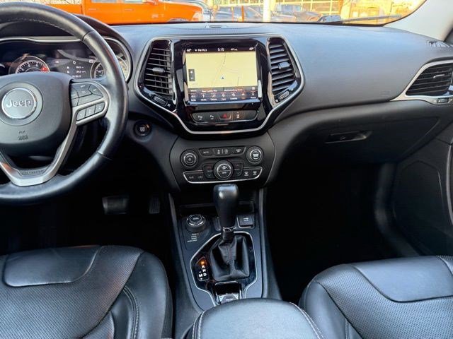 Used 2019 Jeep Cherokee Limited w/ Luxury Group image 17