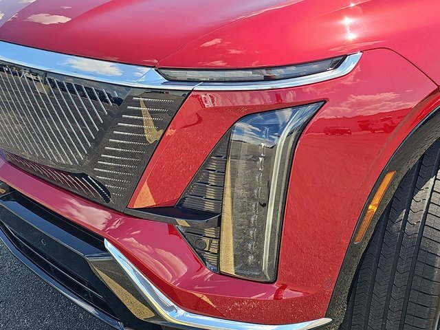 New 2026 Cadillac Vistiq Luxury image 32