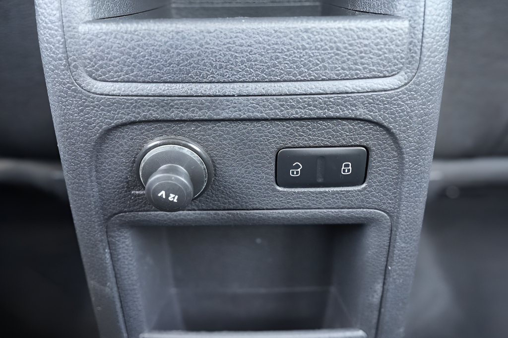 Used 2012 Volkswagen Jetta SE FWD image 17