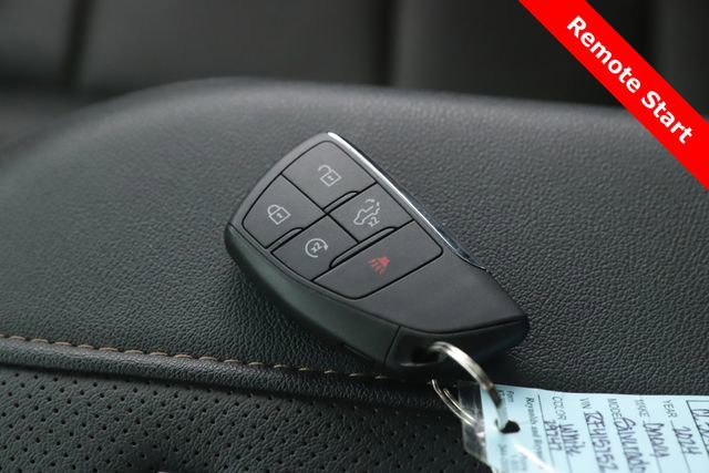 Used 2024 Chevrolet Silverado 2500 High Country w/ High Country Premium Package AWD/4WD image 3