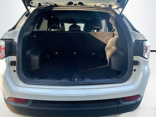 Used 2023 Jeep Compass Limited image 26