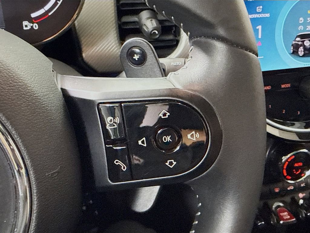Used 2023 MINI Cooper S image 12