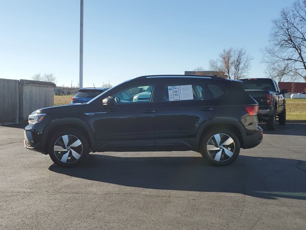 Used 2024 Volkswagen Taos S image 4