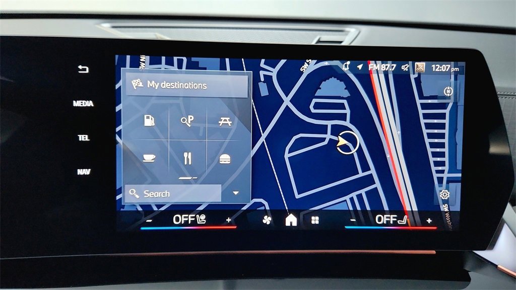 Used 2025 BMW X2 xDrive28i w/ Convenience Package image 37