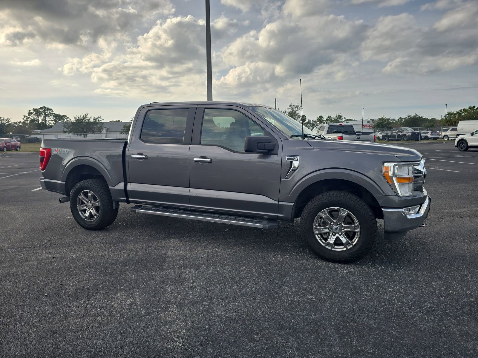 Used 2021 Ford F150 XLT w/ XTR Package image 2