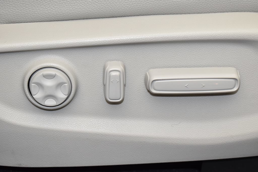 Used 2025 Honda Odyssey Touring image 29