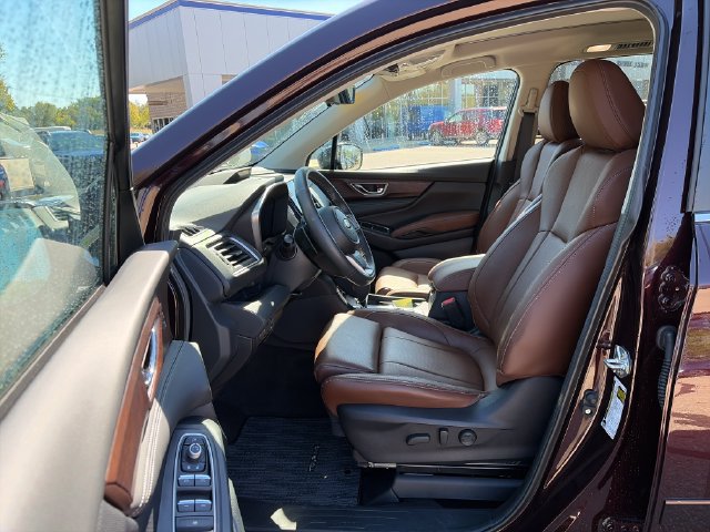 Certified 2025 Subaru Ascent Touring AWD/4WD image 9